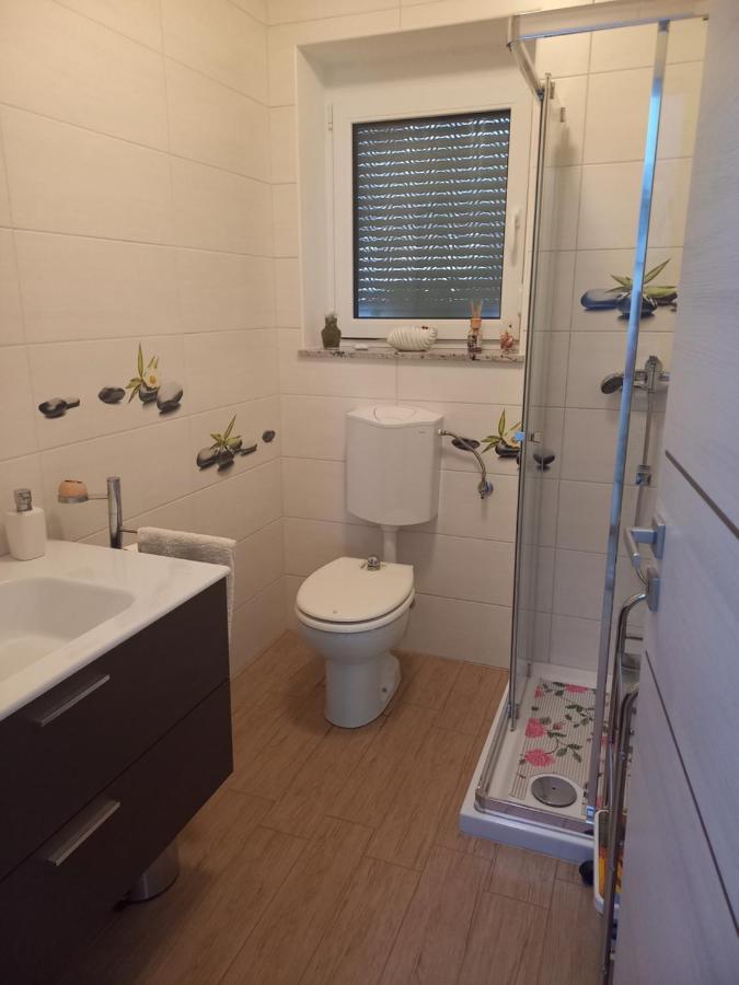 Apartma Majda Apartamento Sežana Exterior foto